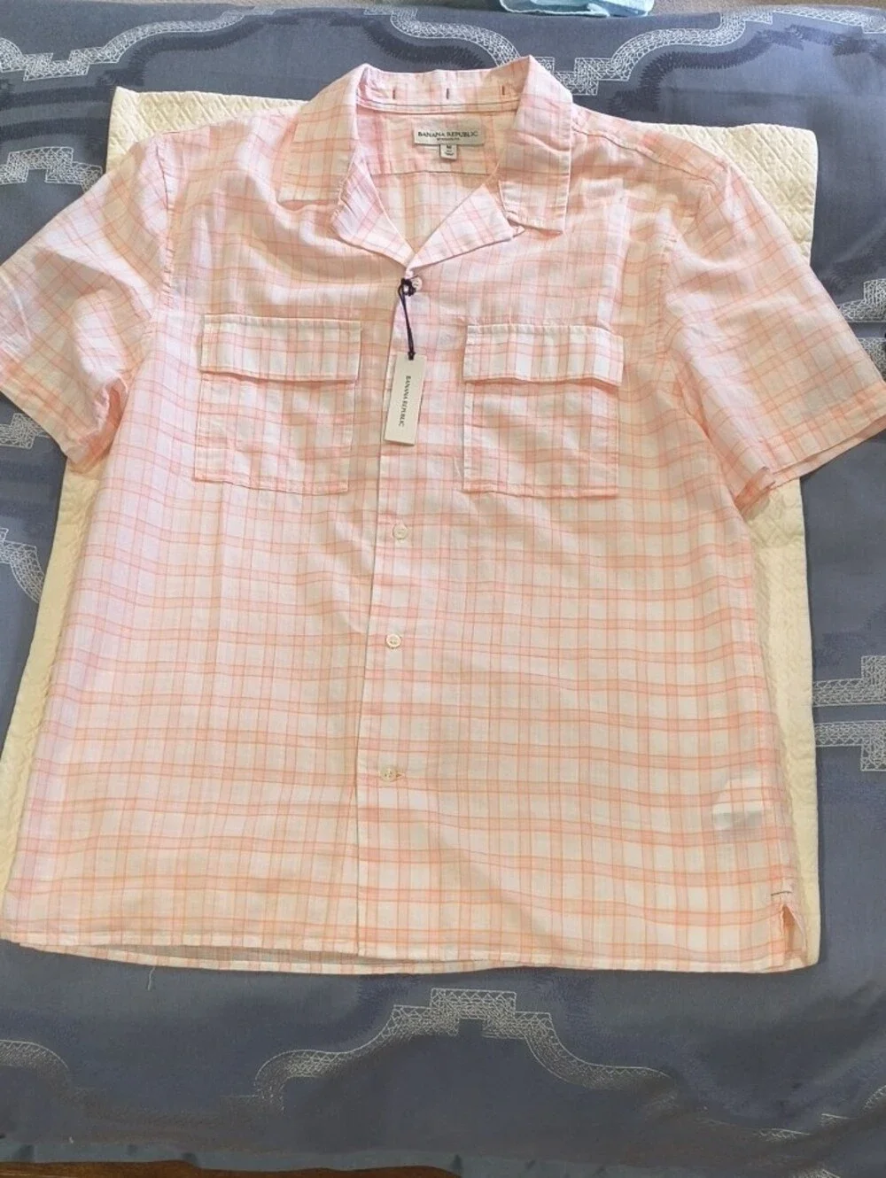 Banana Republic Standard-Fit Lightweight 100% Cotton Resort Shirt
